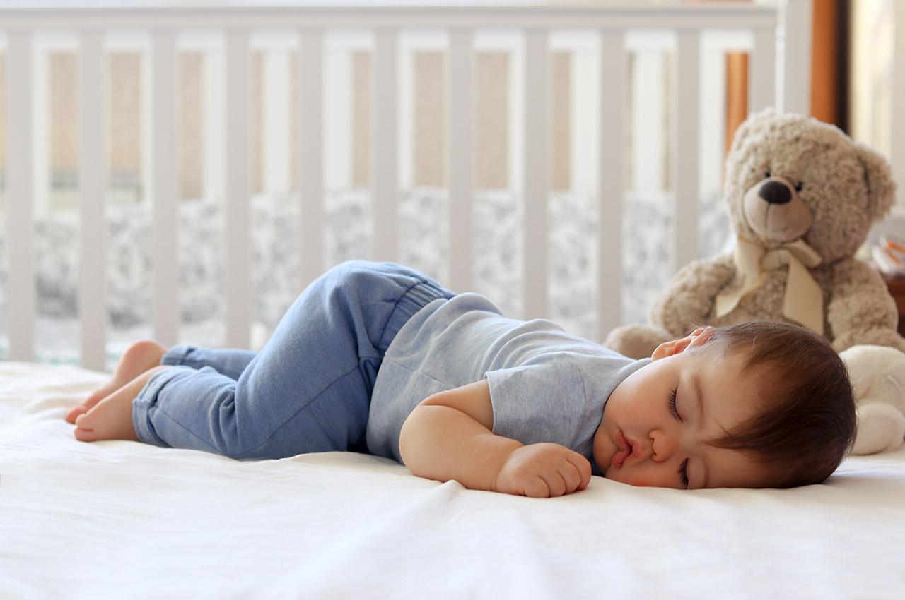 Temperatura ideală pentru somnul copiilor și nou-născuților
